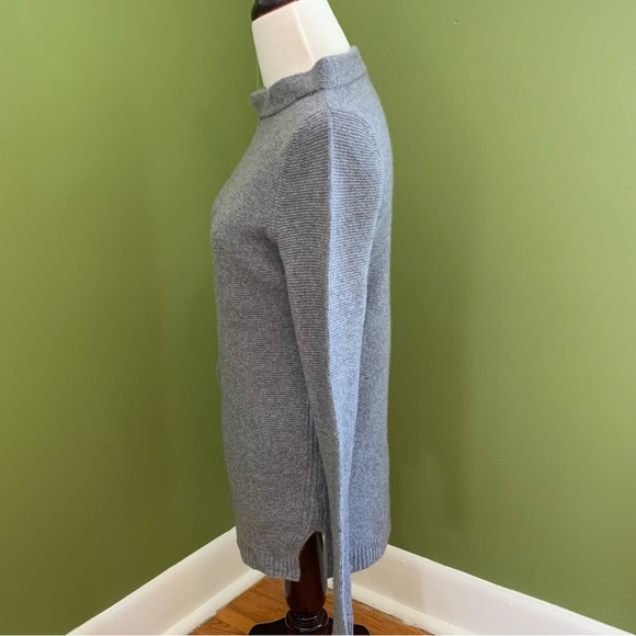Banana Republic cashmere and merino blend sweater XS - Picture 2 of 14